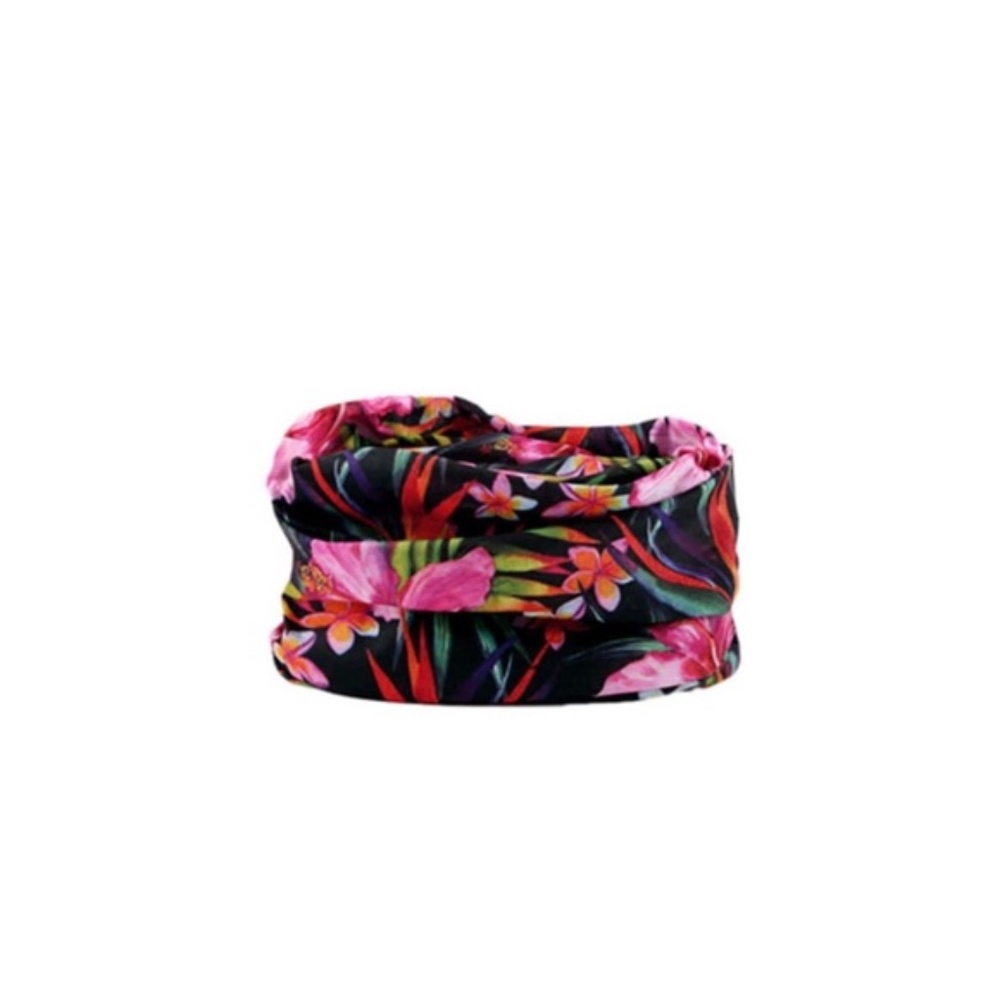 FREE W/ PURCHASES $75+, Floral Cloth Face Mask - Picture 3 of 4